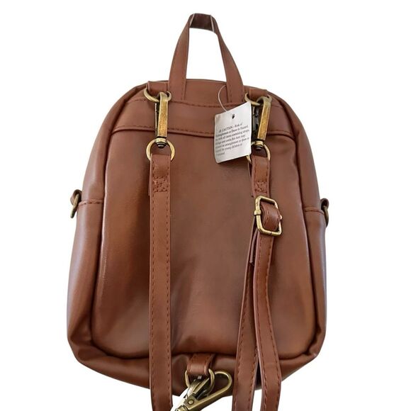 Harry Potter Hogwarts Crest Mini Backpack with Pink Pygmy Puff Keyring Brown - Picture 3 of 9